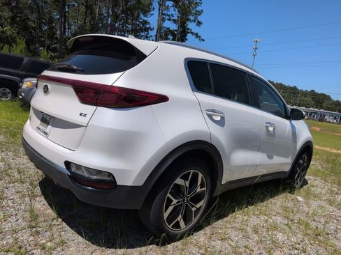 Used 2021 Kia Sportage EX FWD image 3