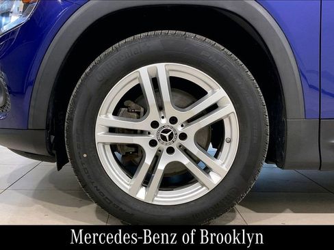 Certified 2021 Mercedes-Benz GLB 250 4MATIC image 13