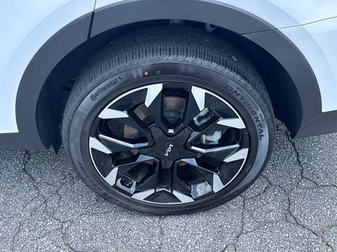 Certified 2025 Kia Sorento EX AWD/4WD image 21
