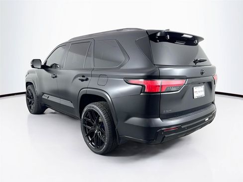 Certified 2025 Toyota Sequoia Platinum AWD/4WD image 13