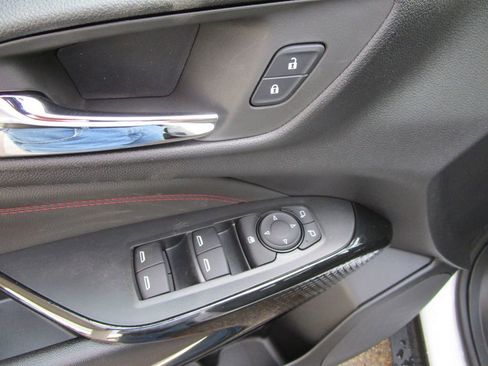 New 2026 Chevrolet Trax RS w/ Sunroof Package FWD image 22