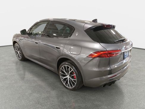 Used 2023 Maserati Grecale GT image 7