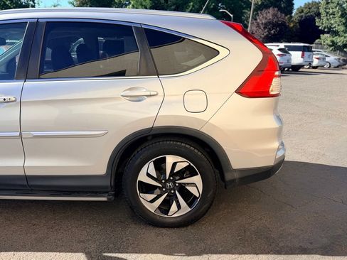 Used 2016 Honda CR-V Touring image 10