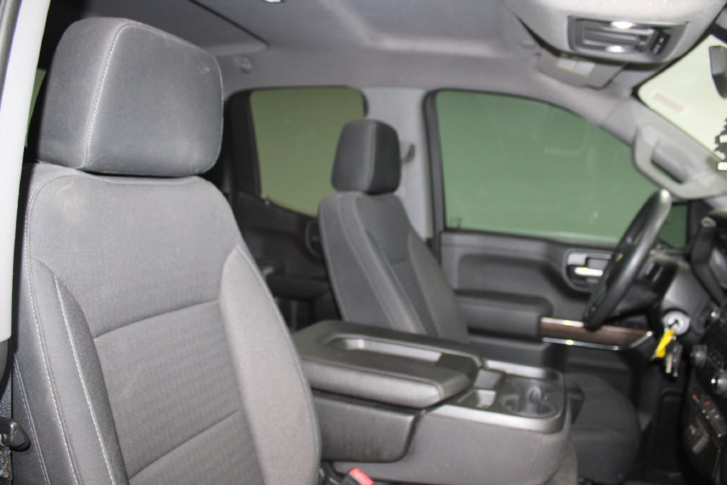 Used 2020 Chevrolet Silverado 1500 LT w/ Trailering Package AWD/4WD image 19