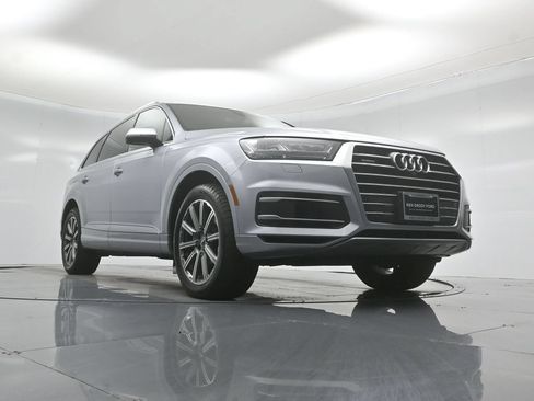 Used 2017 Audi Q7 3.0T Premium Plus w/ Premium Plus Package AWD/4WD image 50