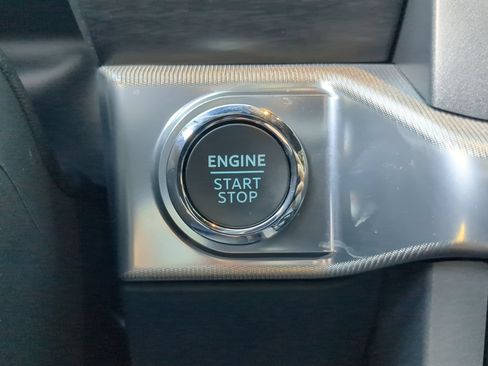 Certified 2025 Ford F150 Lariat w/ Equipment Group 501A Mid AWD/4WD image 69