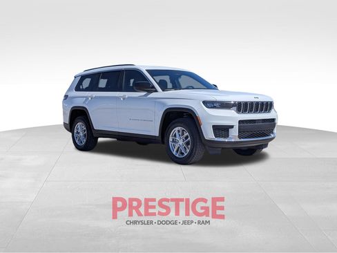 New 2026 Jeep Grand Cherokee L Laredo AWD/4WD image 3