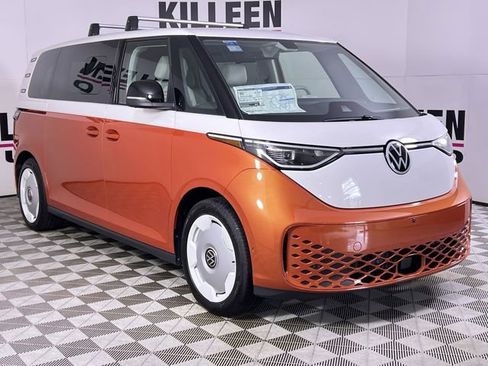 New 2025 Volkswagen ID. Buzz 1st Edition image 9