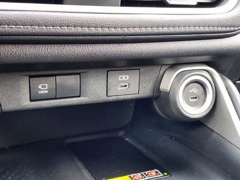 Used 2024 Toyota Grand Highlander Platinum image 25