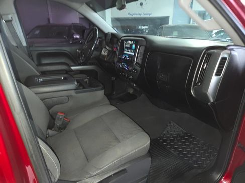 Used 2018 Chevrolet Silverado 1500 LT w/ All Star Edition AWD/4WD image 30