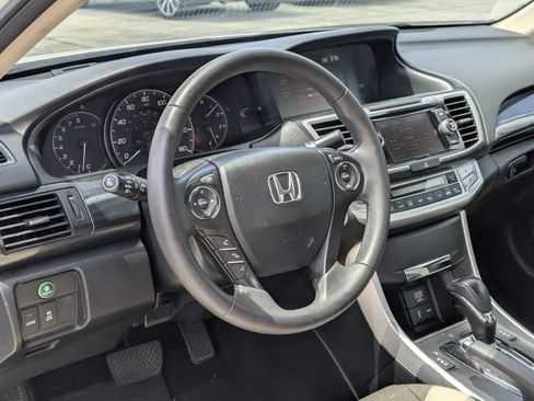 Used 2015 Honda Accord EX-L image 12