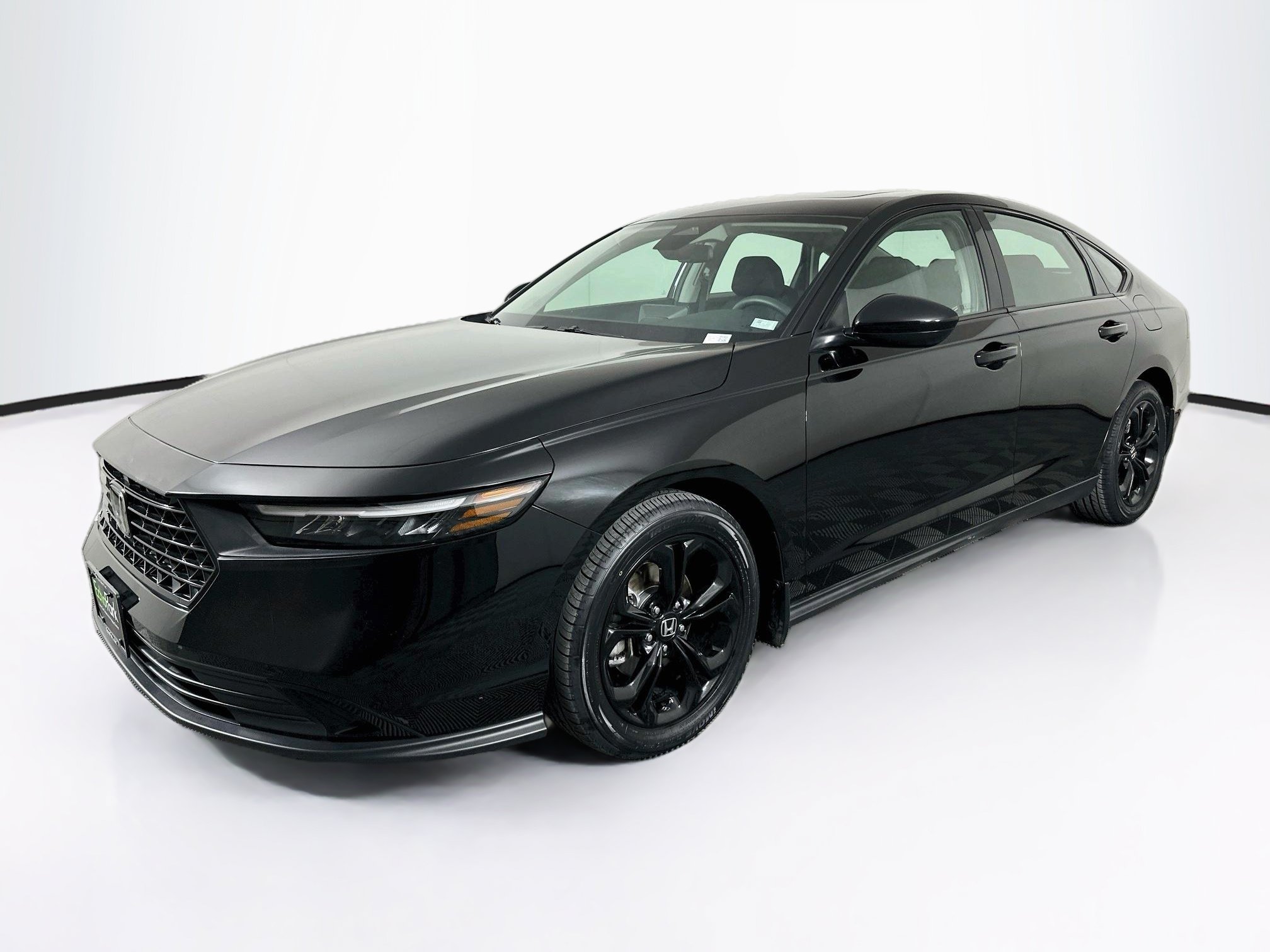 Used 2025 Honda Accord SE image 3