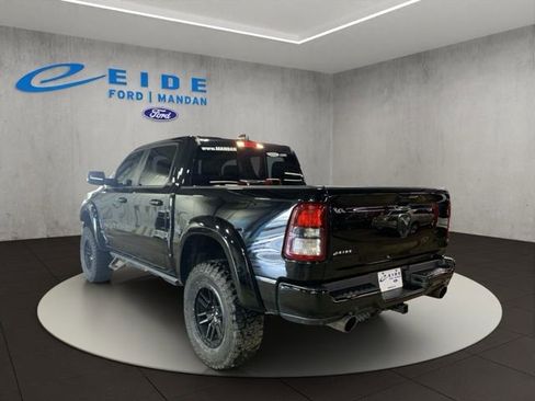 Used 2022 RAM 1500 Big Horn AWD/4WD image 4