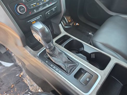 Used 2019 Ford Escape SEL FWD image 22