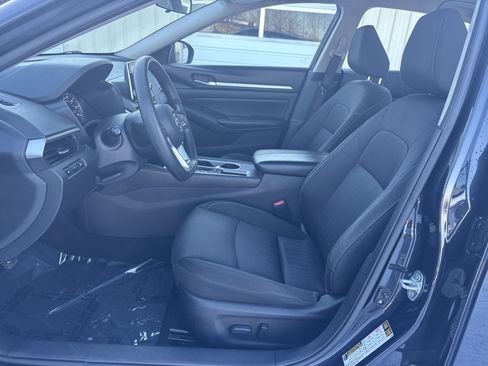 Used 2022 Nissan Altima 2.5 SV image 14