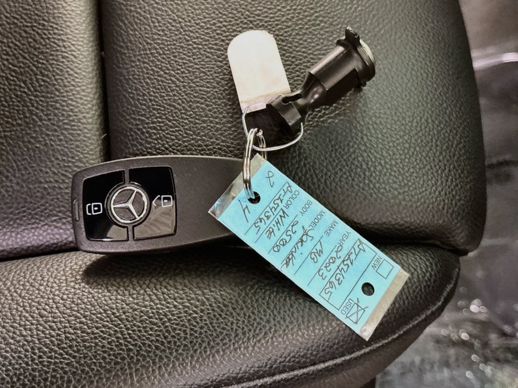 Used 2023 Mercedes-Benz Sprinter 2500 image 39