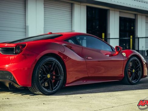 Used 2018 Ferrari 488 GTB image 60