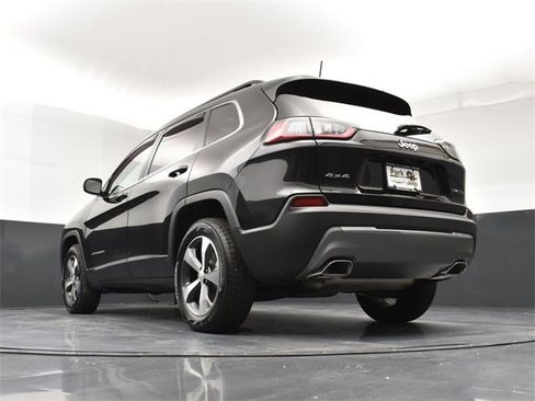 Used 2022 Jeep Cherokee Limited image 22