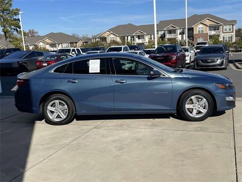 Used 2024 Chevrolet Malibu LT image 5