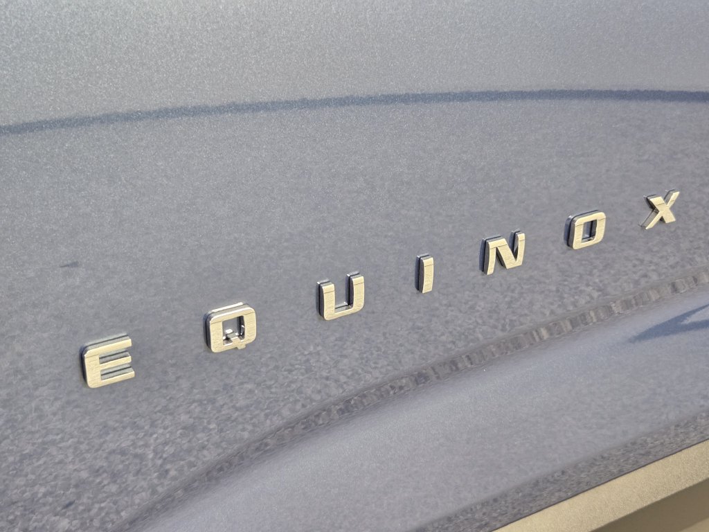 New 2026 Chevrolet Equinox LT w/ Convenience Package II FWD image 13