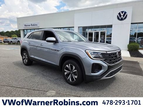 Used 2024 Volkswagen Atlas Cross Sport SE AWD/4WD image 1