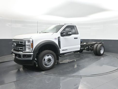 New 2025 Ford F550 4x4 Regular Cab Super Duty image 30