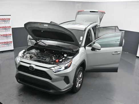 Used 2023 Toyota RAV4 XLE image 41