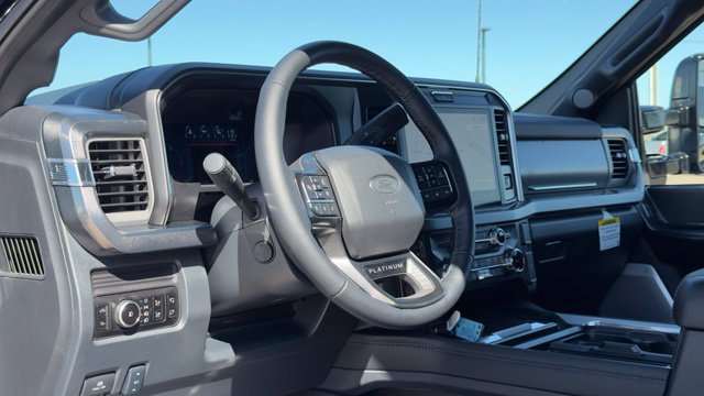 New 2025 Ford F450 Platinum AWD/4WD image 30