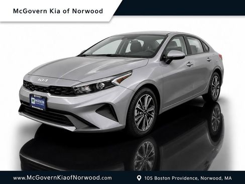 Certified 2024 Kia Forte LXS FWD image 1