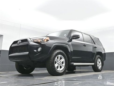 Used 2016 Toyota 4Runner SR5 image 48