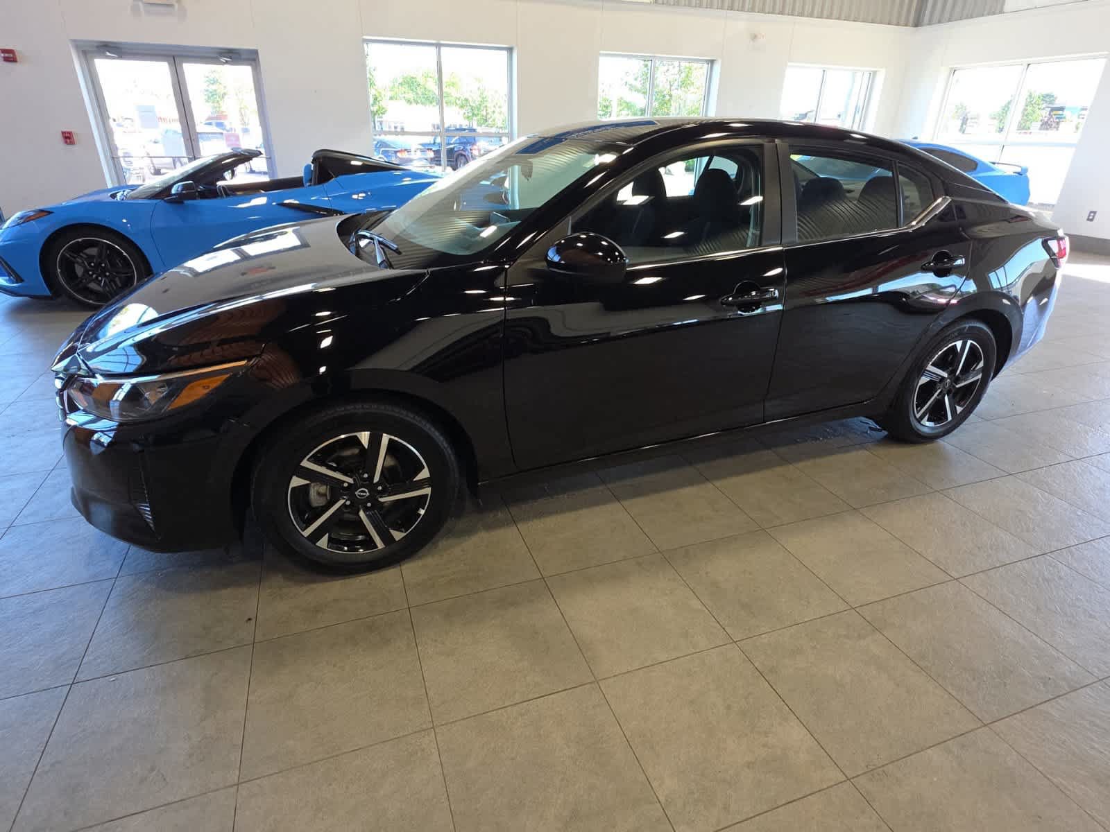 Used 2025 Nissan Sentra SV FWD image 11