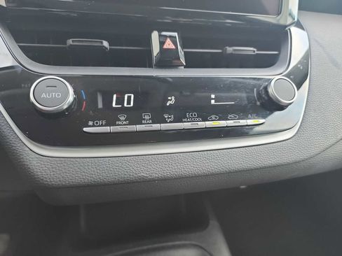 Used 2024 Toyota Corolla LE image 19
