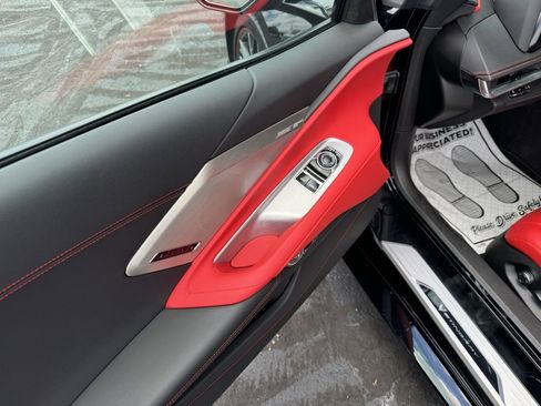 Used 2023 Chevrolet Corvette Stingray Preferred Cpe w/ Z51 Performance Package image 17