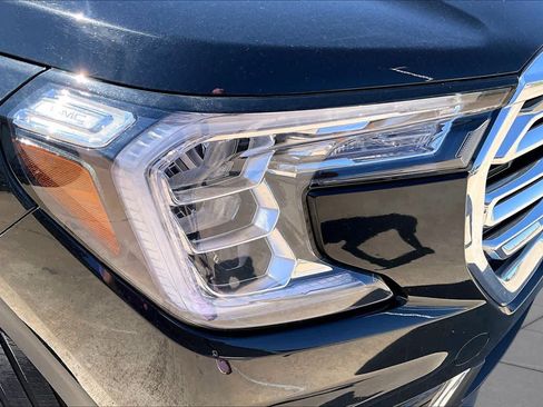 Used 2024 GMC Terrain SLT AWD/4WD image 33