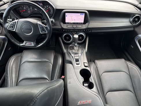 Used 2020 Chevrolet Camaro SS RWD image 28