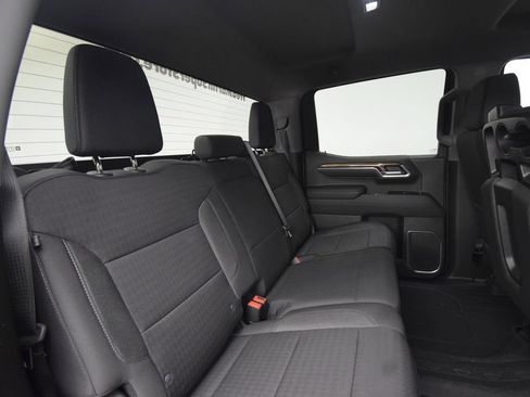 Used 2022 Chevrolet Silverado 1500 LT AWD/4WD image 25