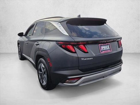Certified 2025 Hyundai Tucson SEL image 8