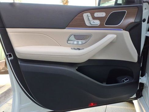 New 2026 Mercedes-Benz GLE 450 4MATIC image 12