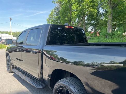 Used 2024 RAM 1500 Big Horn AWD/4WD image 3