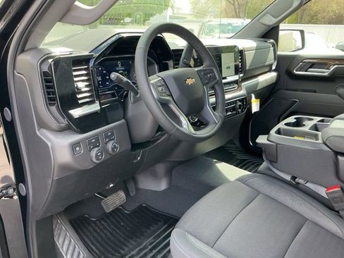 New 2025 Chevrolet Silverado 1500 LT AWD/4WD image 13