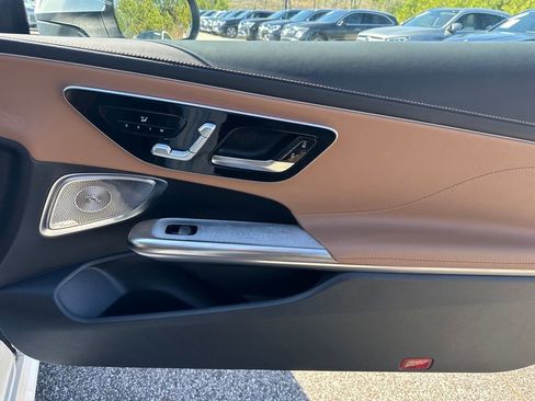 Certified 2025 Mercedes-Benz CLE 300 4MATIC Coupe image 31