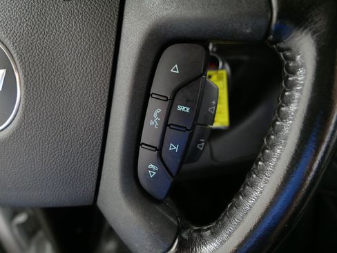 Used 2021 Chevrolet Express 2500 w/ Safety Package RWD image 28