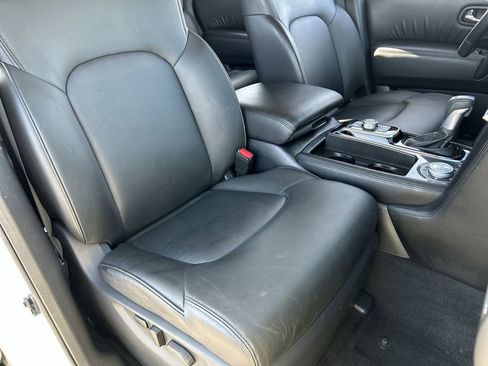 Used 2021 Nissan Armada SV w/ SV Appearance Package AWD/4WD image 28