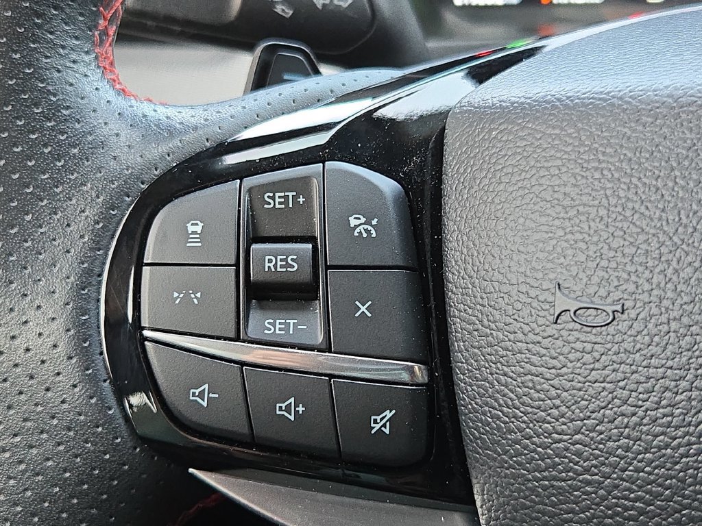 Used 2025 Ford Explorer ST w/ Sun And Sound Package AWD/4WD image 19