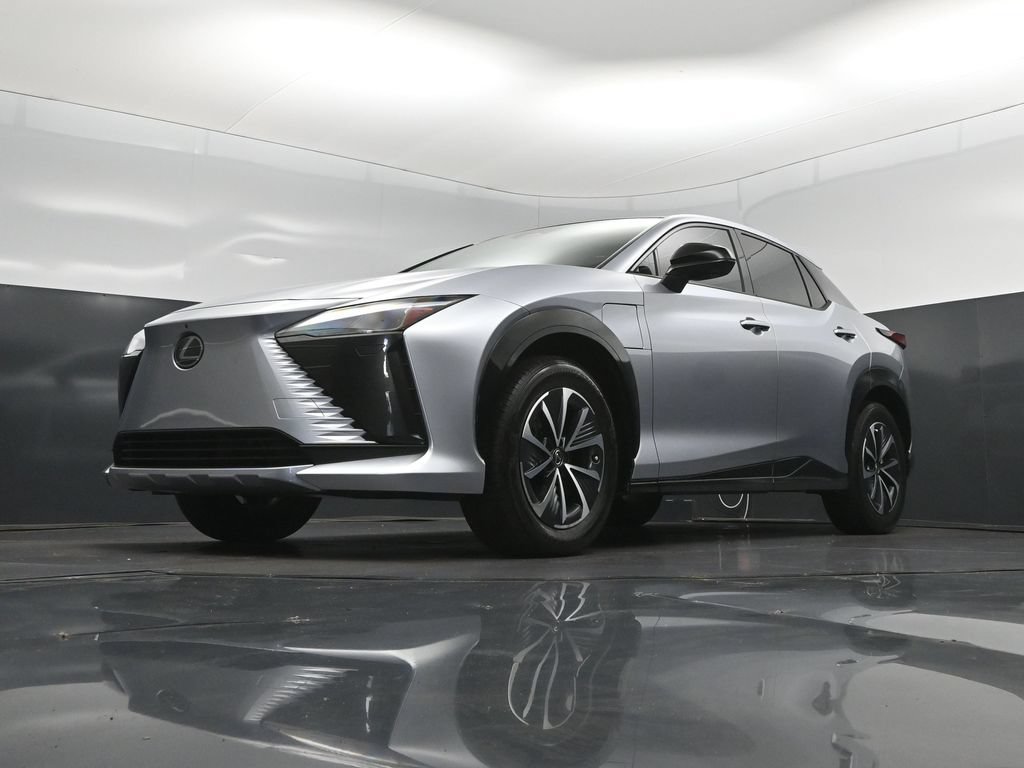 Certified 2024 Lexus RZ 300e Premium w/ Accessory Package (Z1) FWD image 39