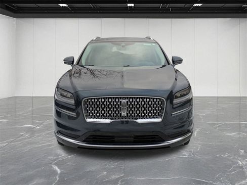 Used 2022 Lincoln Nautilus Reserve w/ Equipment Group 201A image 8