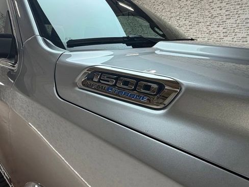 Used 2023 RAM 1500 Limited AWD/4WD image 9