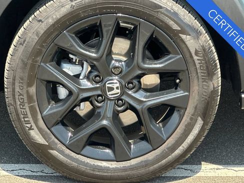 Certified 2025 Honda HR-V Sport image 29