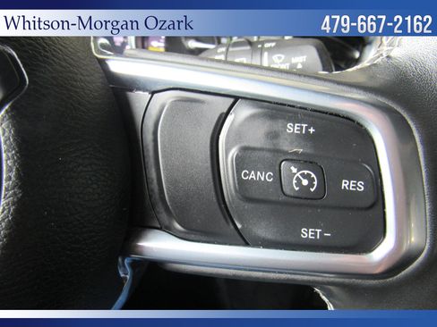 Used 2022 Jeep Wrangler Unlimited Sahara w/ Cold Weather Group AWD/4WD image 37