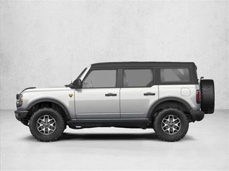 New 2025 Ford Bronco Badlands w/ Black Appearance Package video 2